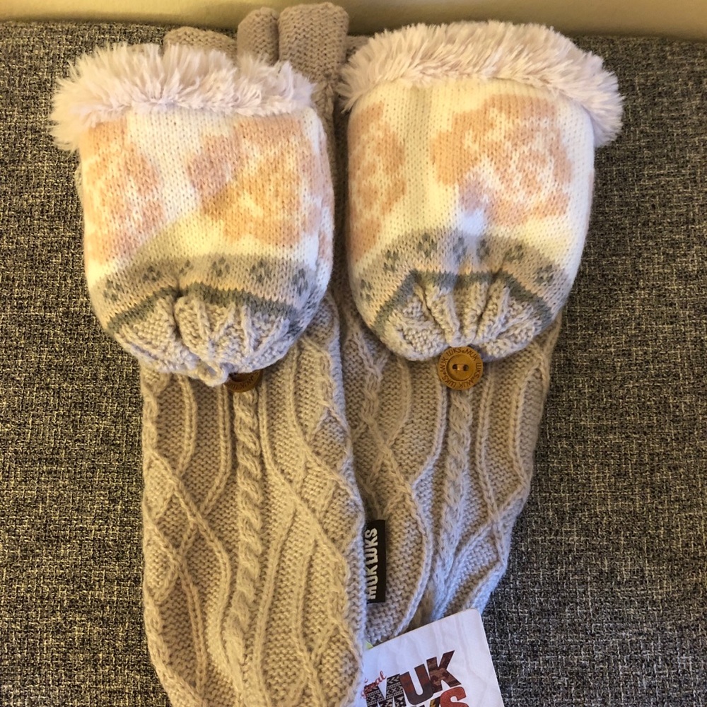 Muk Luks Fingerless Gloves/Mittens